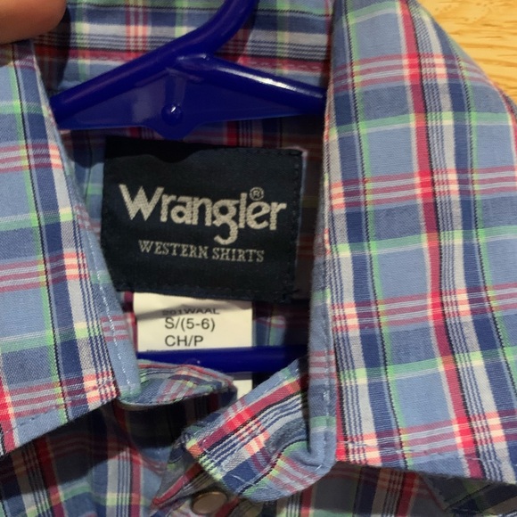Boys Wrangler button up shirts - Picture 4 of 6